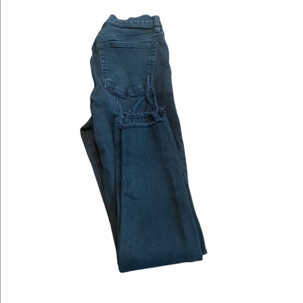 We the free Stella skinny button fly ripped knee - Picture 2 of 9